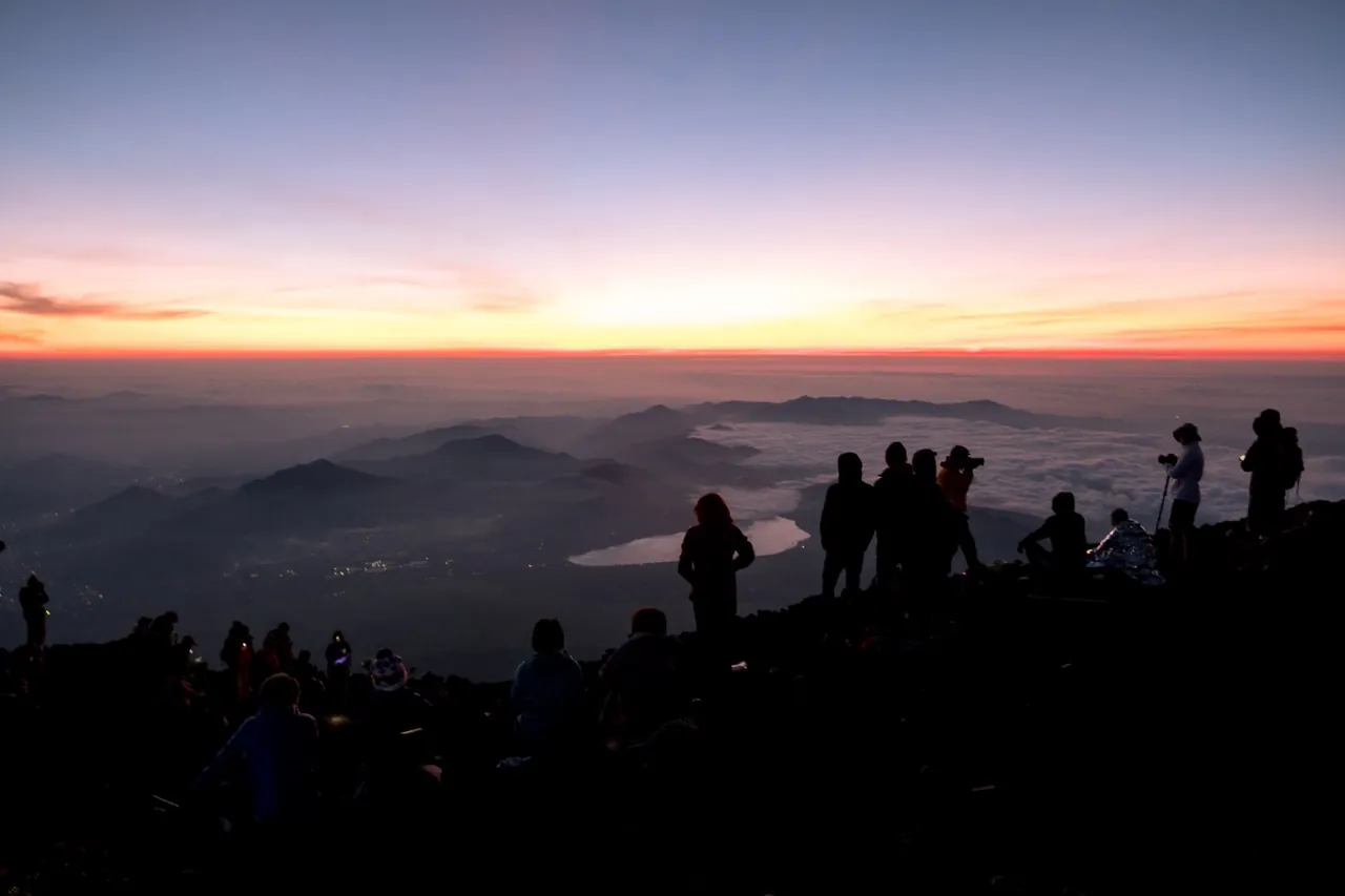 Sunrise Trekking Mount Batur in Bali